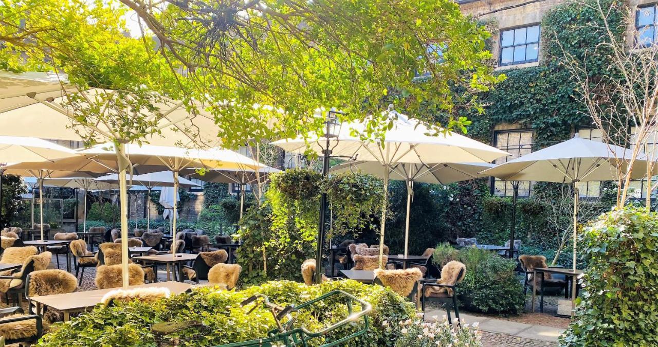 The George Hotel Of Stamford Exterior photo